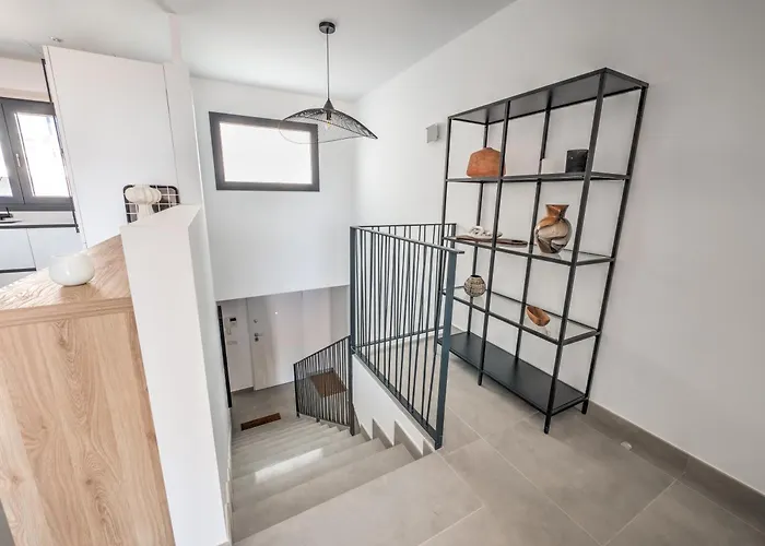 New Luxurious House With Rooftop Terrace And Pool Holiday home Nerja