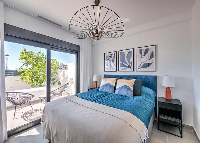 New Luxurious House With Rooftop Terrace And Pool *