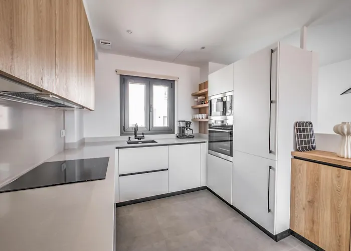 New Luxurious House With Rooftop Terrace And Pool * Nerja